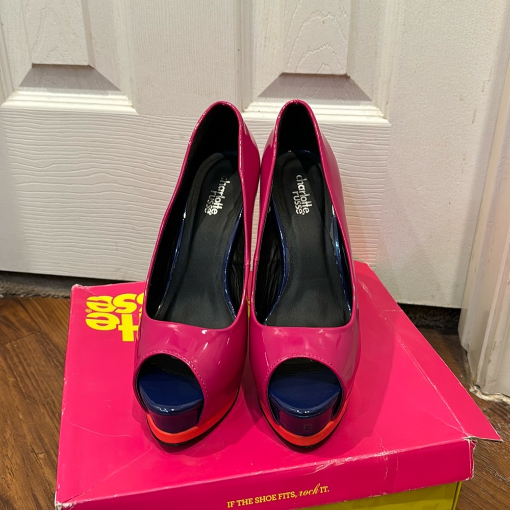 Fuchsia combo patent leather, I’m not sure who I thought I was with these